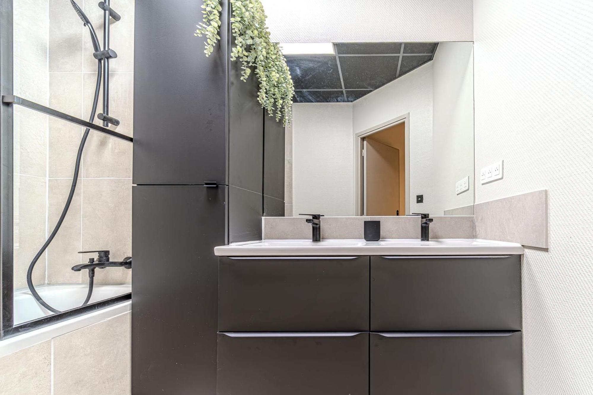 ליון The Grenette Spacious Renovated Apartment 8 People Cordeliers מראה חיצוני תמונה